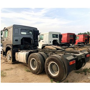 La Howo Trailer <span class=keywords><strong>de</strong></span> <span class=keywords><strong>segunda</strong></span> <span class=keywords><strong>mano</strong></span>, camiones unidades 6X4 GNC China Marca 375Hp venta Sinotruk Mitsubishi usado barato camión Tractor - Product Image 5