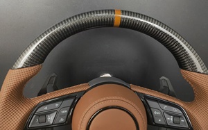 Volante de Cuero y Fibra de Carbono Forjado Personalizado de Fábrica, Color Marrón y Negro, Compatible con Audi A3 <span class=keywords><strong>A4</strong></span> A5 A6 B8 Q3 Q5 Q7 TT - Product Image 2