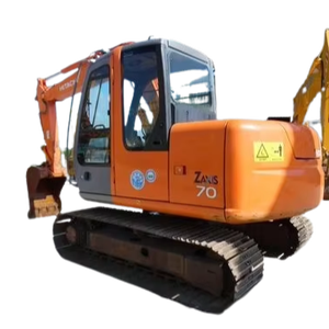 Maquinaria de excavadora sobre orugas usada de marca original a bajo precio con motor central y componentes del motor - Product Image 1