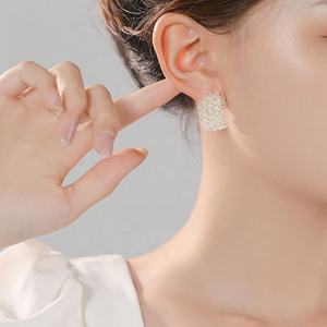 Pendientes de Botón Geométricos de Plata de Ley S925 de Alta Calidad con Circonita, Elegantes y Versátiles, Accesorios de Moda Chapados en Oro de Lujo para Mujer - Product Image 3
