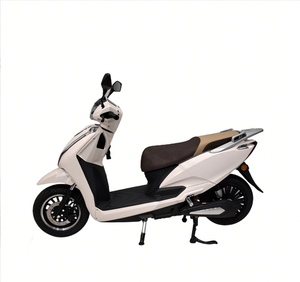 Scooter para adultos de 2000W 60V de 2 ruedas, con batería de plomo-ácido y batería de litio, adecuado para desplazamientos urbanos. - Product Image 4
