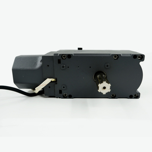 Nouvel arrivage Ferme-porte électrique au design moderne Ouvre-porte pivotant automatique AC 500kg avec bras incurvé pour les hôpitaux Moteur de <span class=keywords><strong>portail</strong></span> de <span class=keywords><strong>4m</strong></span> - Product Image 5
