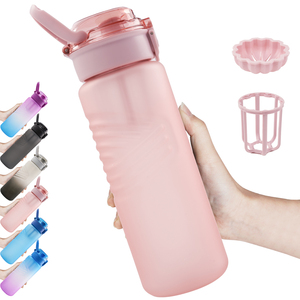 Bouteille d'eau de sport de 1L avec filtre infuseur de fruits, couvercle à paille rabattable anti-fuite, sans BPA, en plastique dépoli dégradé, pour la salle de sport - Product Image 3