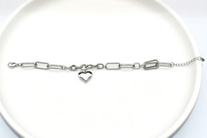 Bracelet à maillons en <span class=keywords><strong>acier</strong></span> <span class=keywords><strong>inoxydable</strong></span> 304L avec breloques en forme de cœur, prix d'usine, <span class=keywords><strong>fournisseur</strong></span> en gros, pour femmes, bijoux tendance - Product Image 4