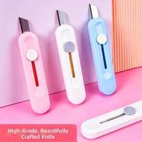 Couteau utilitaire portable Morandi, mini-cutter CKKXD – Pour ouvrir les colis, utilisation sûre, design compact et élégant, rose/blanc/bleu