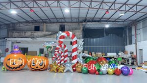 Ornamen Natal yang Dapat Disesuaikan, Bola Cermin Tiup Besar Dua Warna dengan Garis Cetak untuk Dekorasi Promosi Acara - Product Image 5