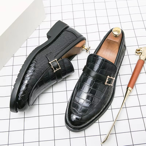 Zapatos Formales de Cuero Genuino Hechos a Mano para Hombre - Oxfords que Absorben la Humedad, Transpirables y Duraderos para Comodidad Durante Todo el Día - Product Image 5