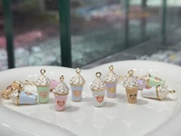 Vente en gros en stock pendentif en émail multicolore pas cher bricolage fruit animal crème glacée pain breloques pour la fabrication de bijoux
