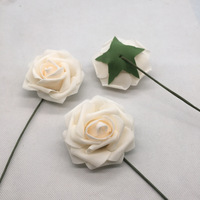 Fabricant en gros 8cm mousse tête de fleur PE Rose fleur pour la décoration de mariage