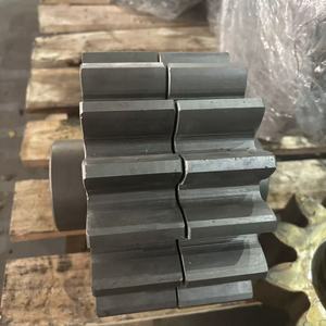 Профессиональные услуги по производству на станках с ЧПУ - Поставщик косозубых редукторов и крупногабаритных зубчатых рейок - Product Image 3