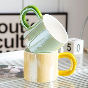 Nueva Taza de Cerámica de Estilo Moderno, Apilable, Ecológica, Apta para Lavavajillas y Microondas, con Asa Grande y Acabado Glaseado, Personalizable - Product Image 1