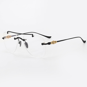 Nuevo Diseño Star Pilot, Gafas de Lectura con Montura de Titanio Puro sin Aro, en Negro, Plata y Dorado, con Estampado Moderno, Unisex, Pida en Línea - Product Image 1