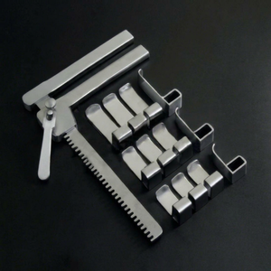 ชุดเครื่องมือผ่าตัดกระดูกสันหลังแบบ Laminectomy Retractor ครบชุด 13 ชิ้น - Product Image 1