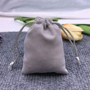 Hot Wholesale Customizable Logo Velvet Drawstring Jewelry for Shopping Bags - Product Image 4