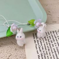 Porte-clés en peluche mignon motif lapin, fleur et parapluie, style Ins, avec impression Yiwu, pour téléphone portable et breloque de sac
