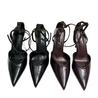 Sandales à talons hauts pour femmes en cuir verni noir à bout pointu et talon aiguille - Bout ouvert avec bride unique