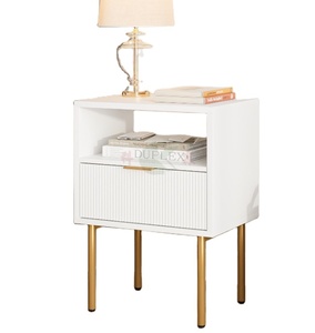Mesita <span class=keywords><strong>de</strong></span> <span class=keywords><strong>noche</strong></span> moderna <span class=keywords><strong>de</strong></span> mediados <span class=keywords><strong>de</strong></span> siglo, blanca, con cajón <span class=keywords><strong>de</strong></span> almacenamiento <span class=keywords><strong>y</strong></span> estante abierto, mesita <span class=keywords><strong>de</strong></span> <span class=keywords><strong>noche</strong></span> con ribete dorado para dormitorio - Product Image 1