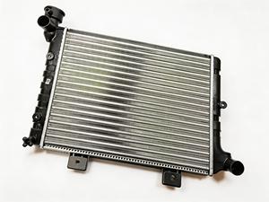 <span class=keywords><strong>Radiateur</strong></span> d'eau de voiture compatible Lada 2106 OE 2106-1301012, Pièces de système de refroidissement moteur automobile avec processus d'expansion des tubes - Product Image 1