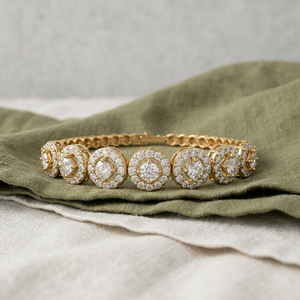 Bracelet tennis en argent 925 avec halo rond de moissanite, finition jaune, bijoux fins, cadeau de mode pour femme, chaîne de poignet - Product Image 1