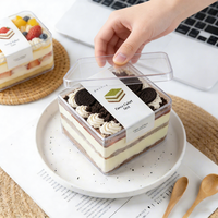 Boîte à gâteau transparente et compartimentée, bien scellée pour une conservation optimale