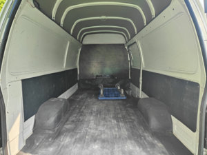 Chine pas cher Jinbei hiace Cargo <span class=keywords><strong>Transit</strong></span> Van 2.0L essence 103 chevaux livraison Van prix - Product Image 6