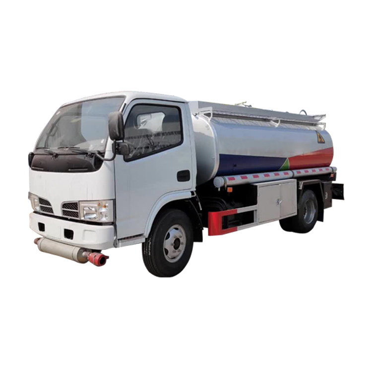 4x2 DONGFENG Man Truck Tanker Oil Vapor Recovery System Tanker Trucks Palm Oil UN Signs Heavy Oil Tanker Truck Price