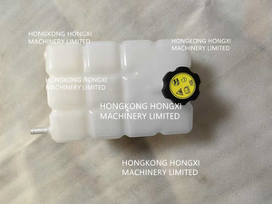 Vase d'expansion de liquide de refroidissement 393-0566 pour chargeuses-pelleteuses - Product Image 3