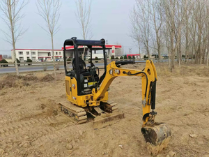 Mini-excavatrice CAT 301.7 d'occasion, très demandée, peu d'heures de fonctionnement, en stock, expédition directe à bas prix, à vendre. - Product Image 3