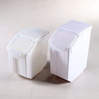 Moderne Multi-fonctionnel PP & PC Rotatif Cuisine Récipient De Stockage Boîte En Plastique Farine Chariot Seau À Riz pour Hôtel Restaurant Utilisant