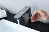 Robinet de lavabo à capteur en alliage de zinc finition bronze brossé avec affichage LED de la température, mitigeur sans contact, cartouche céramique