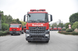 Mercedez-Benz 18 tonnes nouveau <span class=keywords><strong>camion</strong></span> de pompiers à pompe diesel 4x2 roue motrice réservoir d'eau pour la lutte contre les incendies de bâtiment de grande hauteur - Product Image 2