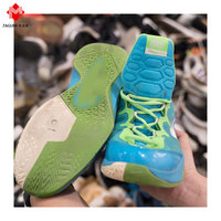 Baskets d'Occasion en Gros Usine Zagumi, Baskets de Basketball et Football de Marques Mélangées, Chaussures d'Occasion d'Origine Vente en Gros au Royaume-Uni