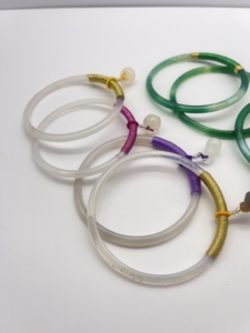 กำไลข้อมือหยกสีเขียว - Product Image 2