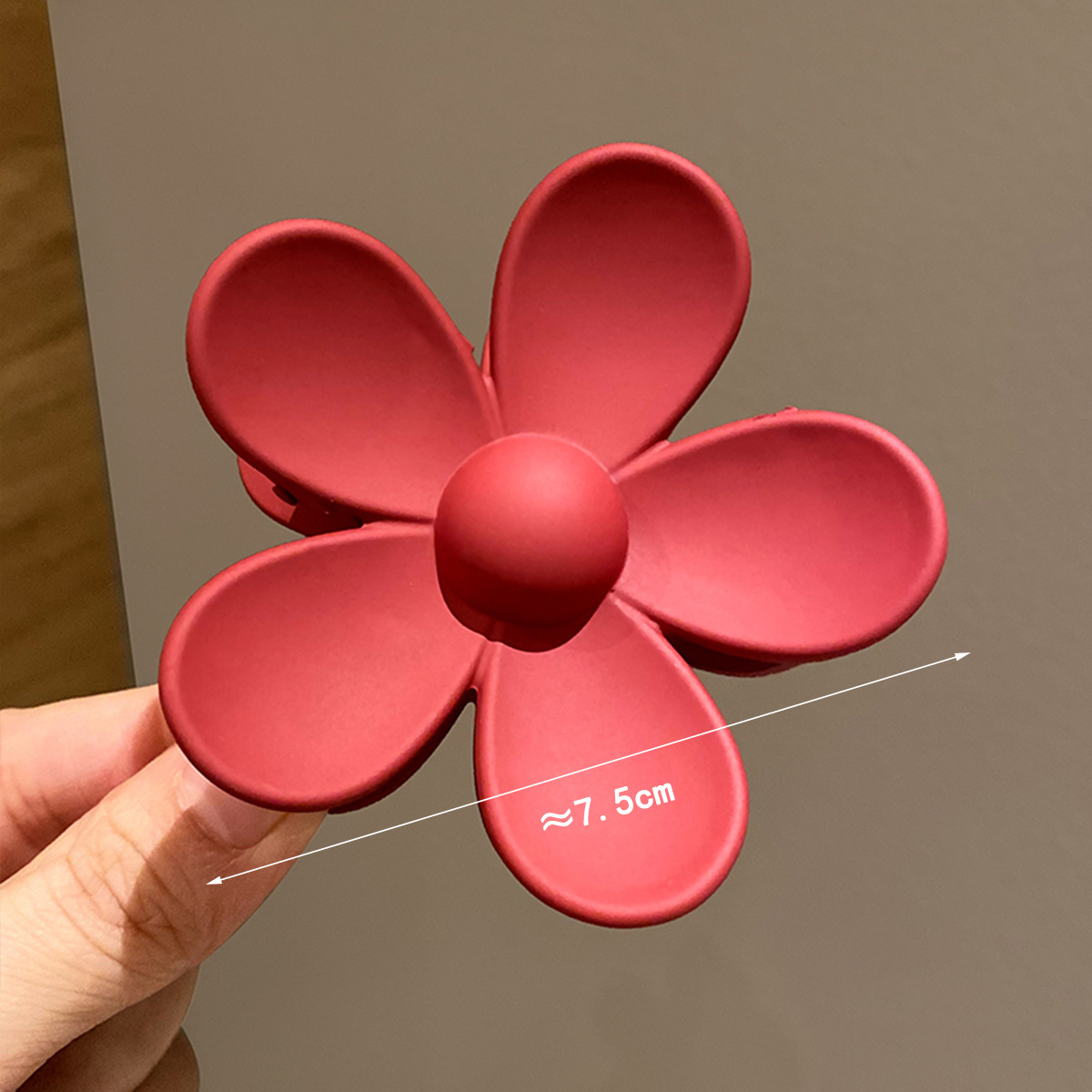 Red flower clip