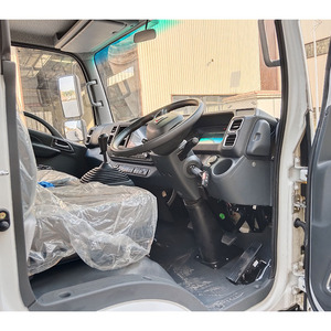 Camion de remorquage ISUZU Diesel EURO 5 à transmission automatique, plateforme élévatrice hydraulique, capacité de 5 tonnes, nouveau camion de sauvetage - Product Image 1