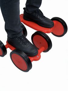 Vélo d'équilibre pour enfants et adultes - Kart à pédales pour la pratique de la coordination, utilisation intérieure et extérieure - Product Image 4