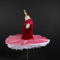 Vêtements de ballet en velours rouge Robe de danse en tricot rouge blanc brillant Vêtements de danse de fête sur scène à paillettes