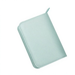 Set de Manicura y Pedicura 11 en 1 de Acero Inoxidable, Kit de Cuidado de Uñas con Levantadores de Cutículas, Cortaúñas, Aguja para Cutículas y Alicates de Punta Fina - Product Image 2