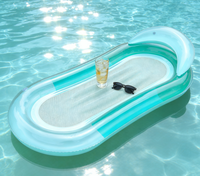 Bouée de piscine gonflable confortable en PVC pour adultes, avec design en maille, idéale pour les fêtes au bord de la piscine