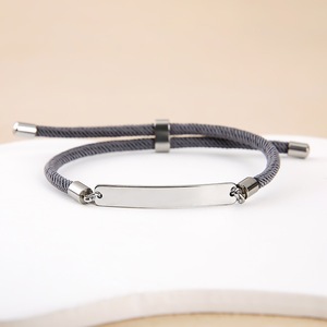 Bracelet unisexe minimaliste en acier inoxydable IStapromo, personnalisable avec gravure, motif cœur creux, cadeau idéal pour les fêtes - Product Image 4