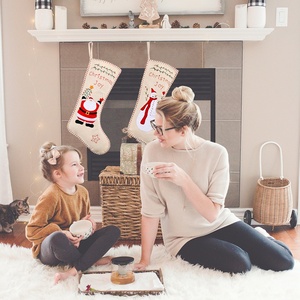 Chaussettes <span class=keywords><strong>de</strong></span> Noël personnalisées <span class=keywords><strong>de</strong></span> luxe OurWarm, grandes, à <span class=keywords><strong>suspendre</strong></span>, en toile <span class=keywords><strong>de</strong></span> jute, pour la sublimation, pour la broderie - Product Image 4