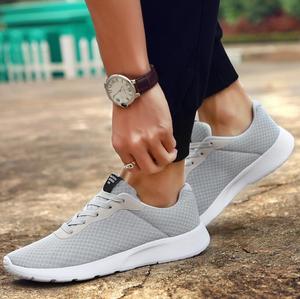 2024 nuovo stile <span class=keywords><strong>scarpe</strong></span> da <span class=keywords><strong>uomo</strong></span> in rete traspirante <span class=keywords><strong>Fitness</strong></span> Soft suola <span class=keywords><strong>scarpe</strong></span> da corsa leggere Casual - Product Image 3