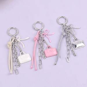 Moda tendencia bolso llavero multicolor cadena nudo colgante borla personalidad exquisito versátil esencial pequeño artículo - Product Image 1