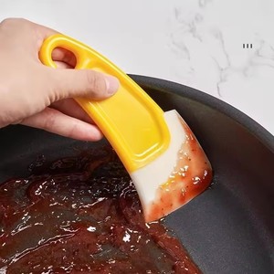 Espátula de limpieza Raspador de cocina Cepillo raspador de hoja suave Sartén sucia Olla Limpiador de platos Herramientas Cocina Herramienta para hornear Gadget de cocina - Product Image 4