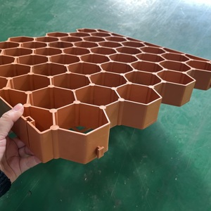 UV Resistant Interlocking Grass Grid for Green <strong>Parking</strong> Area with Custom Color - Product Image 3