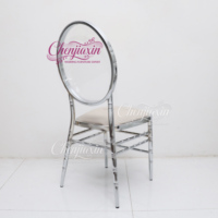 Chaises Chiavari en métal argenté électroplaqué à dossier plein, empilables, pour hôtels, banquets, appartements et hôpitaux - Vente en gros