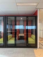 Cabine téléphonique Flexspace, cabine de réunion, pod insonorisé, nouveau studio portable, pod de bureau avec verre insonorisé et intimité intérieure.
