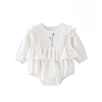 Combinaison en coton pour bébé fille nouveau-né Printemps 2024 Triangle Climb Climbing Clothing