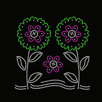 Transfert thermocollant personnalisé en gros avec motif floral en strass pour vêtements et t-shirts