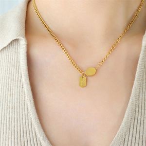 Collar con Colgante Ovalado en Blanco, Resistente al Agua, Chapado en Oro, Amuleto de Buena Suerte - Product Image 5